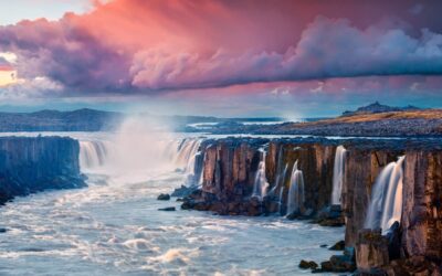 Seljalandsfoss waterfall